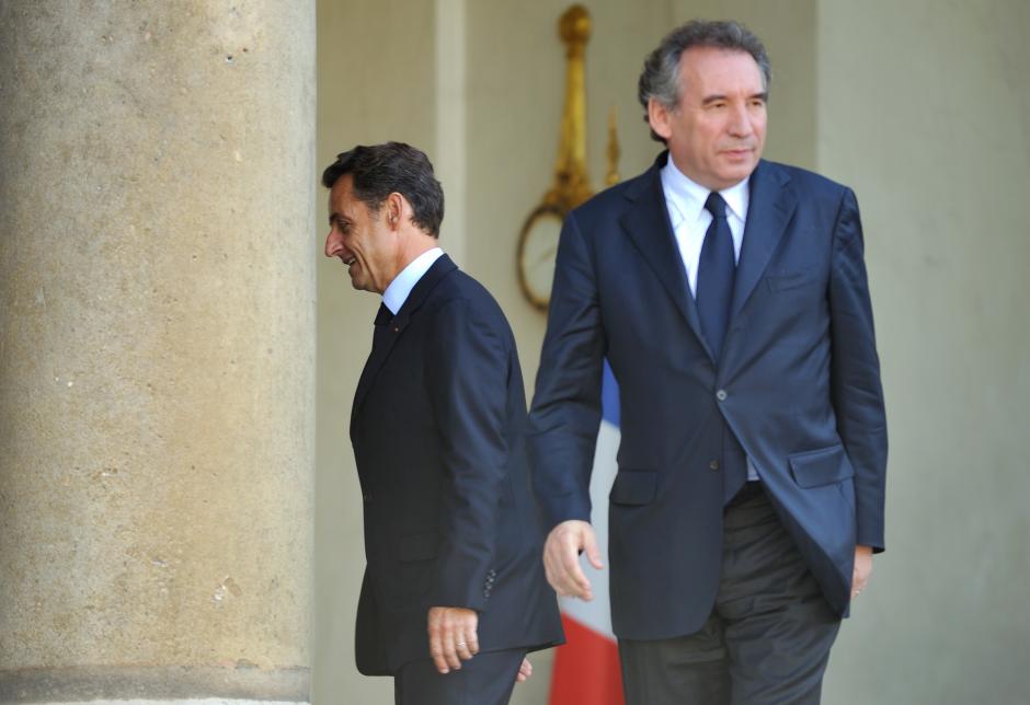 Coup de pouce à Bayrou : « petit arrangement et opération électoraliste »